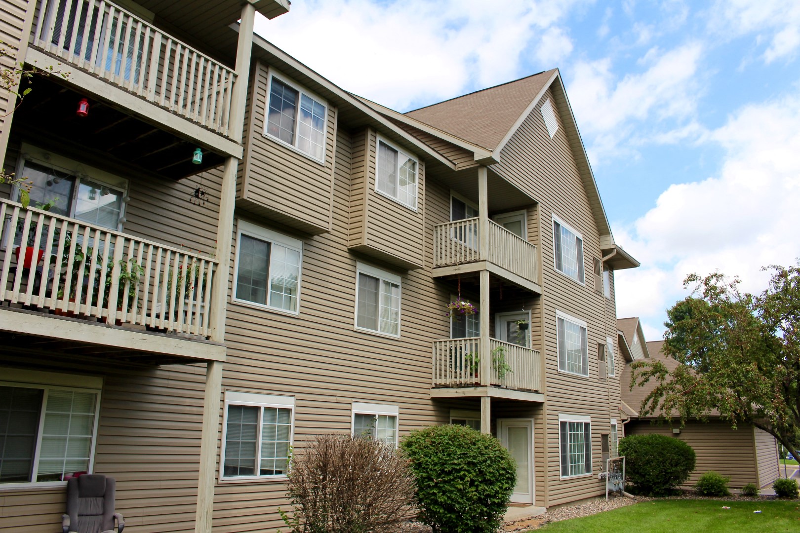 Greystone Heights Apartments in Inver Grove Heights, MN